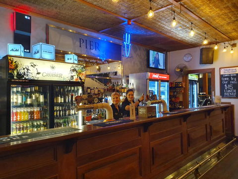 Pier Hotel Port Lincoln - Travel Search 6