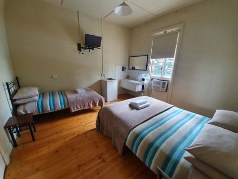Pier Hotel Port Lincoln - Travel Search 22