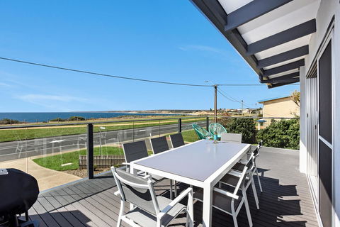Sorrento - Aldinga Beach - Travel Search 17