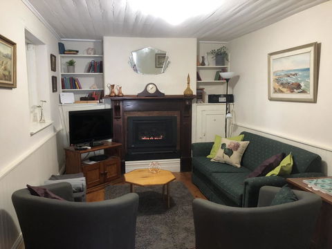 Goolwa Marinerâ€™s Cottage - Free Wifi And Pet Friendly - Centrally Located In Historic Region - Travel Search 7