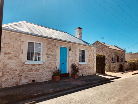 Goolwa Marinerâ€™s Cottage - Free Wifi And Pet Friendly - Centrally Located In Historic Region - Travel Search 0