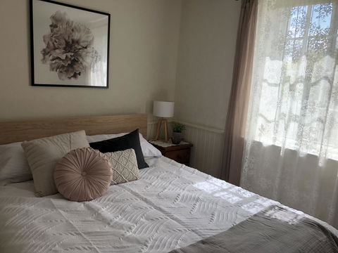 Goolwa Marinerâ€™s Cottage - Free Wifi And Pet Friendly - Centrally Located In Historic Region - Travel Search 3