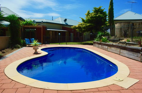 Scobie Lane Retreat - Travel Search 3