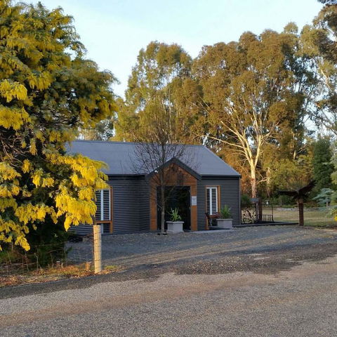 Irongate Studio B&B - Travel Agents 12