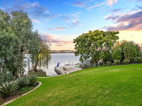 Muse On The Murray - Travel Search 11