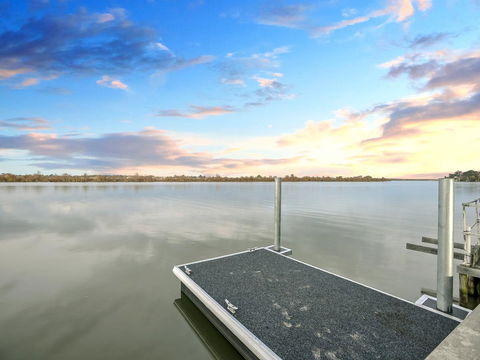 Muse On The Murray - Travel Search 4