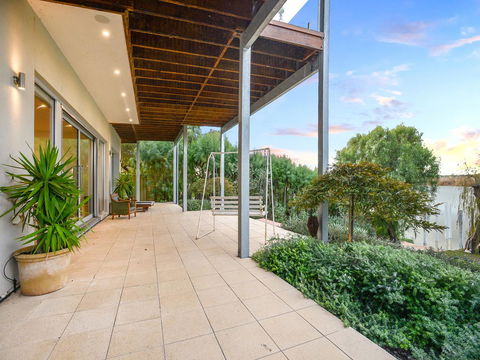 Muse On The Murray - Travel Search 31