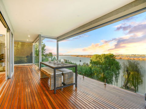 Muse On The Murray - Travel Search 28