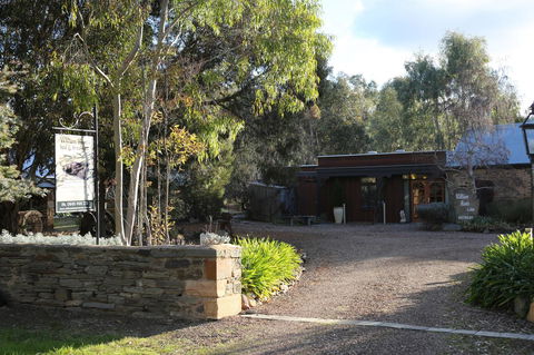 William Hunt's Retreat - Cypress Studio - Travel Agents 15