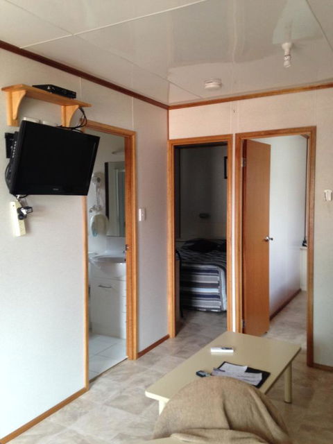 Wudinna Gawler Ranges Motel And Caravan Park - Cruises Travel 2