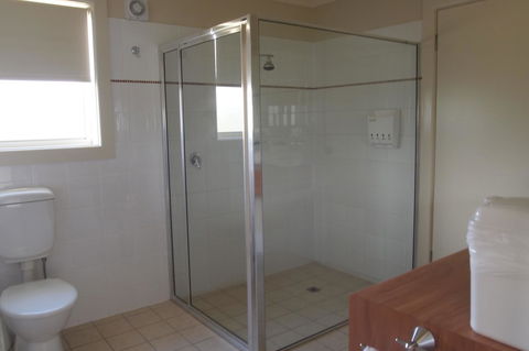 Alexander Cameron Suites - Tourism Guide 22