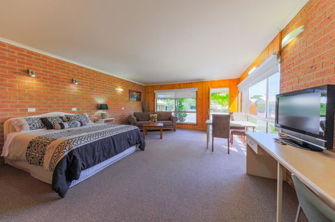 Country Roads Motor Inn Naracoorte - Travel Search 3