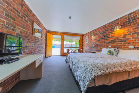 Country Roads Motor Inn Naracoorte - Travel Search 4