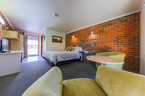 Country Roads Motor Inn Naracoorte - Travel Search 7