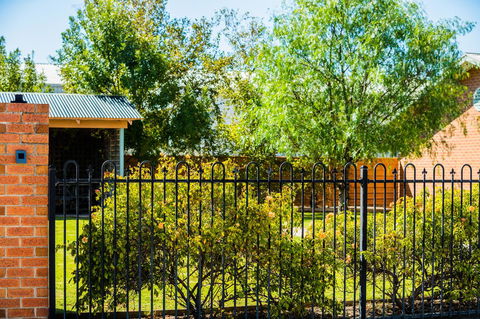 Country Roads Motor Inn Naracoorte - Travel Search 44