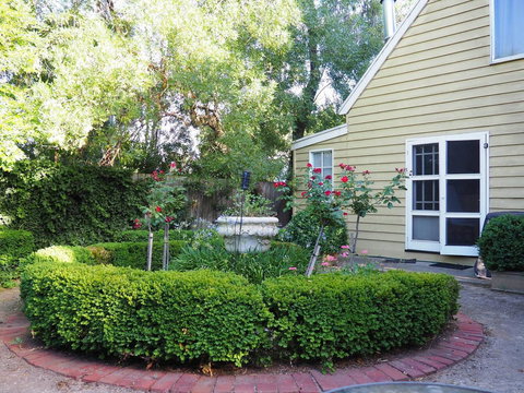 A Secret Treasure - Travel Agents 13