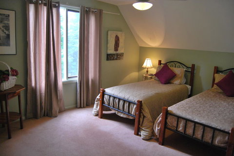 A Secret Treasure - Travel Agents 9