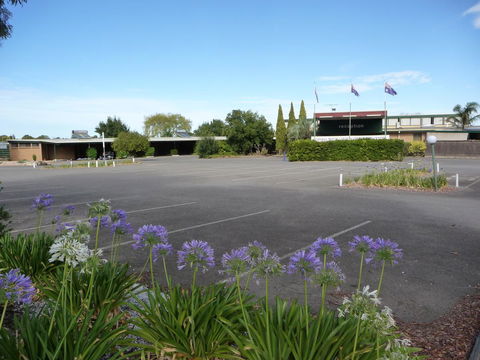 The Wine Vine Hotel - Travel Search 14