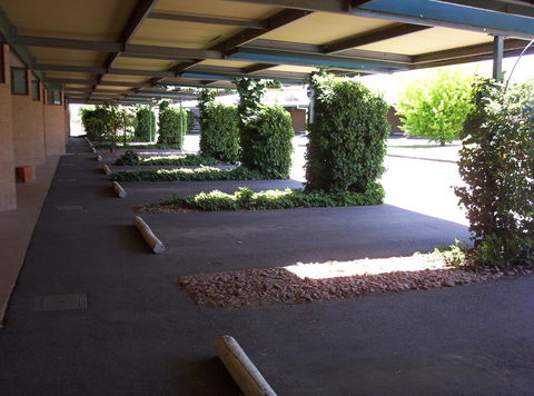 The Wine Vine Hotel - Travel Search 17