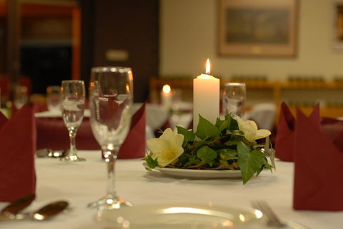 The Wine Vine Hotel - Travel Search 25