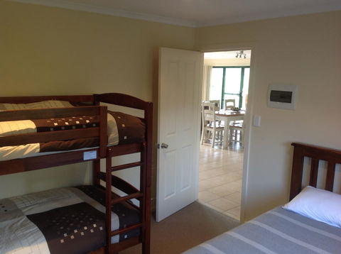 Breakaway Farmstay - Travel Search 8