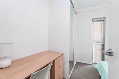 3 Bed North Terrace #42 - Travel Search 8