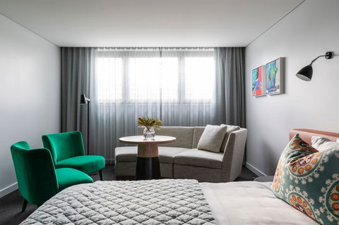 Byng Street Boutique Hotel - Travel Agents 9