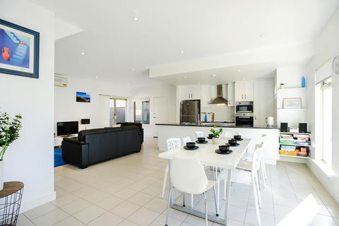 Blue Zone - Aldinga Beach - Travel Search 1