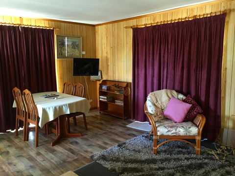 Clare Valley Cabins - Travel Search 3