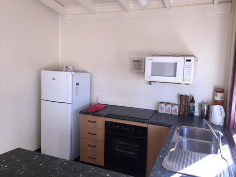 Clare Valley Cabins - Travel Search 23