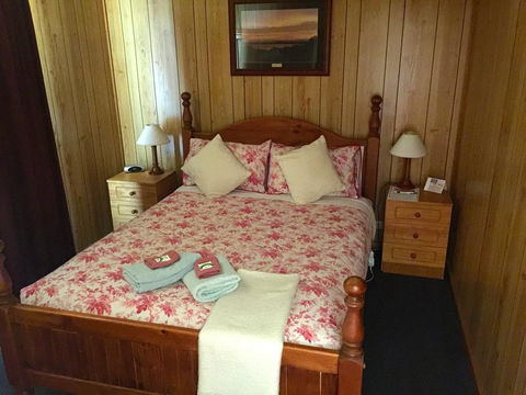 Clare Valley Cabins - Travel Search 6