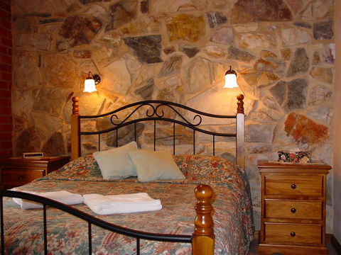 Langmeil Cottages - Travel Search 11