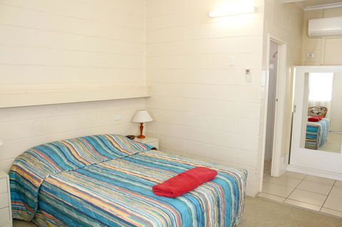 Renmark Motor Inn - Cruises Travel 15