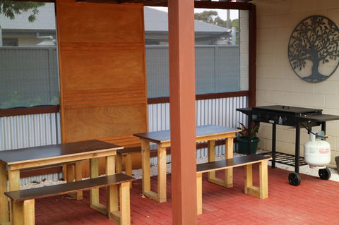 Renmark Motor Inn - Cruises Travel 2