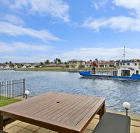Salt Waterfront Apartment - Cruises Travel