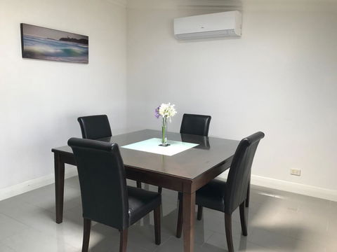 Armadale House - Kingscote - Travel Search 1