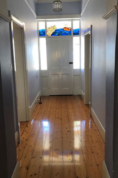 Armadale House - Kingscote - Travel Search 5