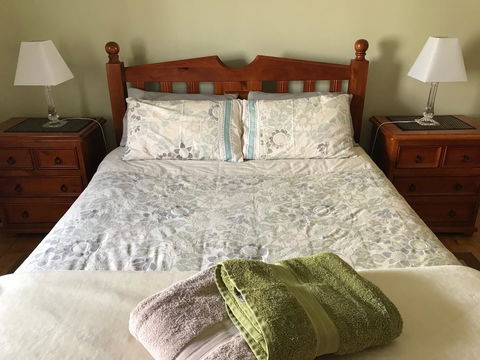 Armadale House - Kingscote - Travel Search 4