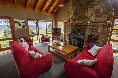 Eagles Range - Tourism Guide 4