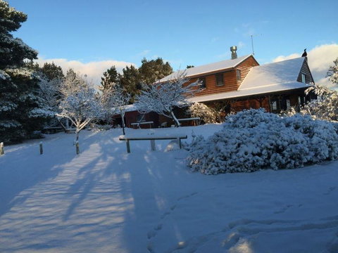 Eagles Range - Tourism Guide 1