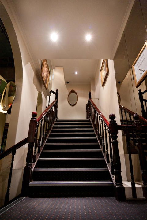 Ambassadors Hotel - Tourism Guide 28