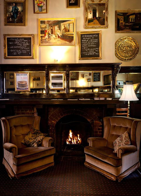 Ambassadors Hotel - Tourism Guide 22