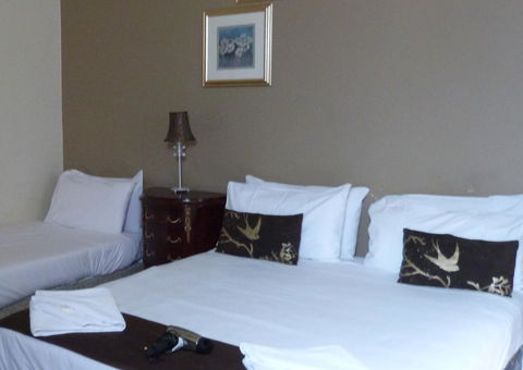 Ambassadors Hotel - Tourism Guide 27