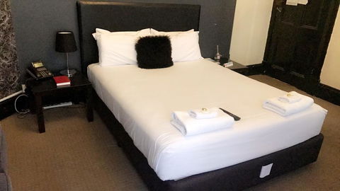 Ambassadors Hotel - Tourism Guide 39