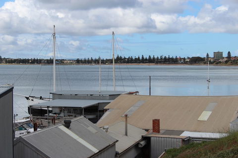 My Port Lincoln Place - Cruises Travel 25