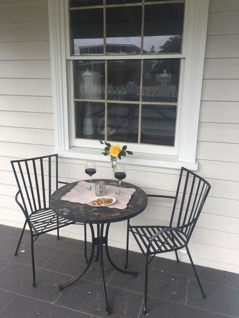 Railway Cottage In Beachport - Cruises Travel 21