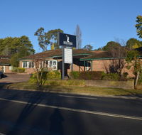 Deer Park Motor Inn - Travel Agents
