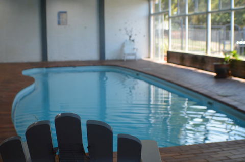 Deer Park Motor Inn Armidale - Cruises Travel 14