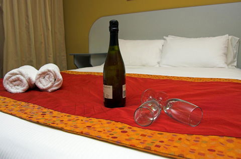 Victoria Hotel Strathalbyn - Cruises Travel 0