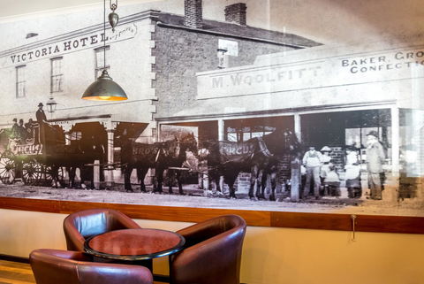 Victoria Hotel Strathalbyn - Cruises Travel 22